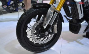 Zeppelin Cruiser Ένα νέο Cruiser από την TVS το Showcases Zeppelin Cruiser Motorcycle ...